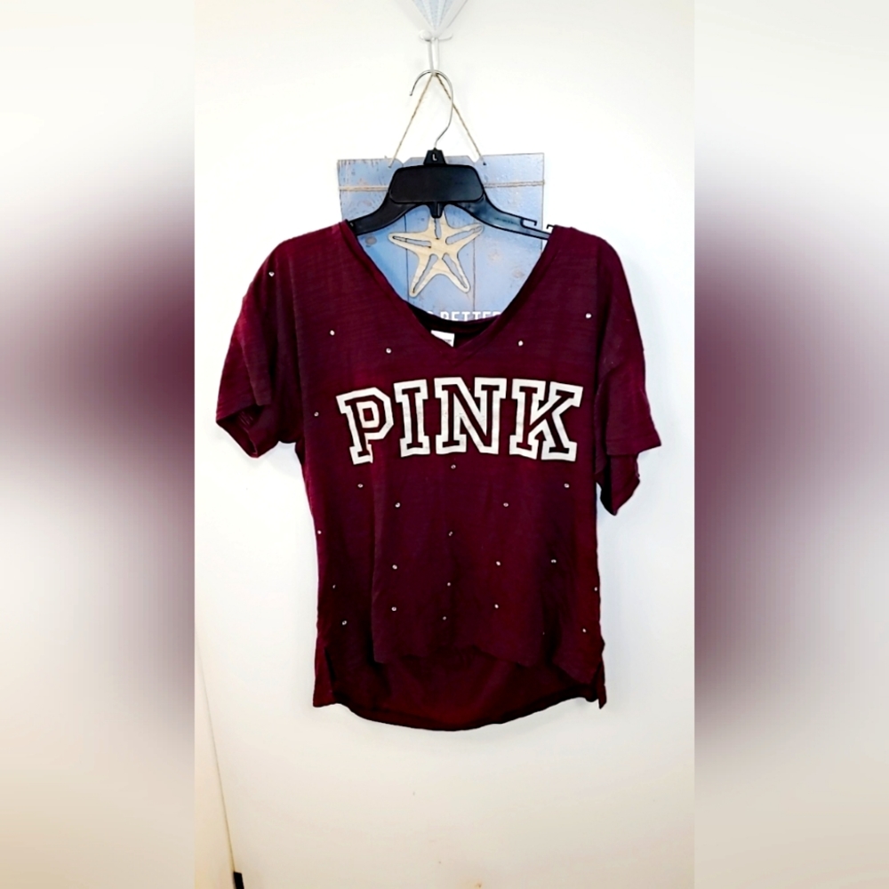 Maroon Victoria Secret Tee. 🌸